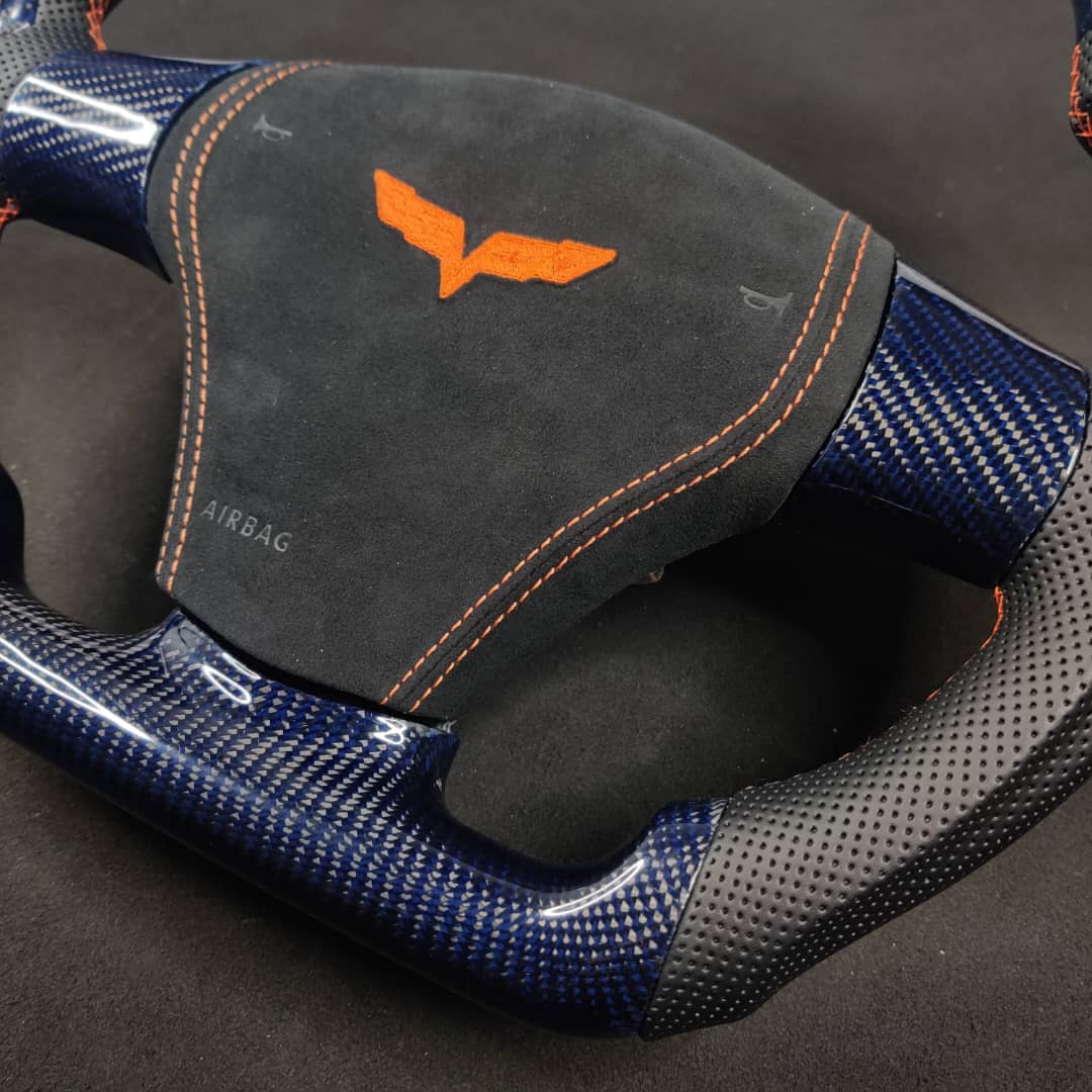 2006-2013 C6 Corvette Custom Carbon Fiber Steering Wheel - AutoLEDTech.com