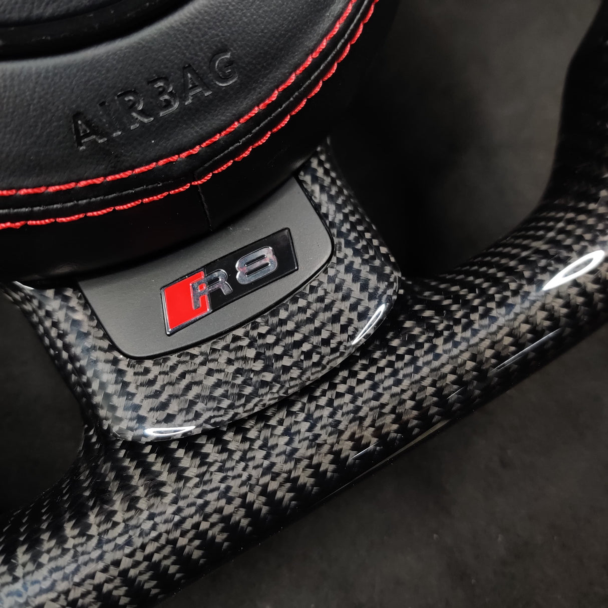 2006-2015 Audi R8/TT Custom Carbon Fiber Steering Wheel - AutoLEDTech.com