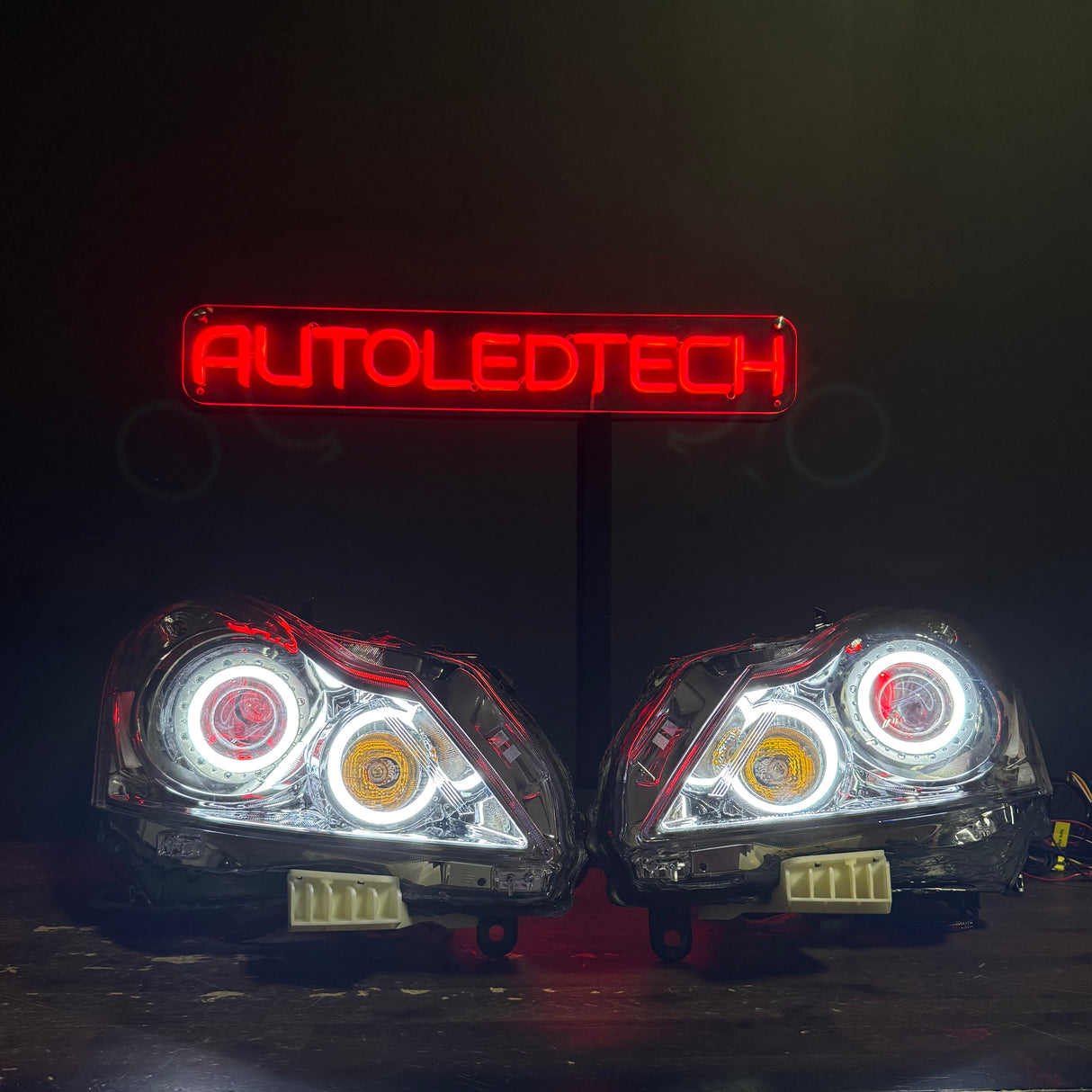 2010-2015 Infiniti G37 G25 Q40 Sedan RGBW Flow Series LED Halo Prebuilt Headlights - AutoLEDTech.com