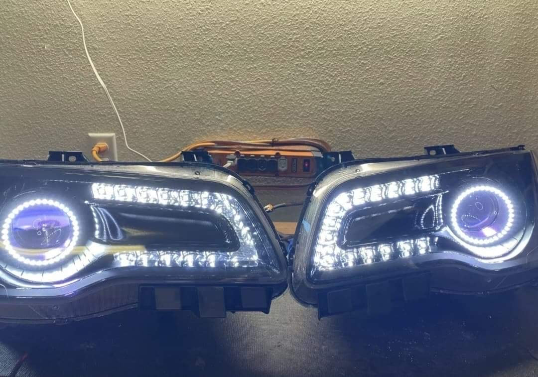 2011-2023 Chrysler 300 RGBW Flow Series LED Halo DRL Prebuilt Headlights - AutoLEDTech.com