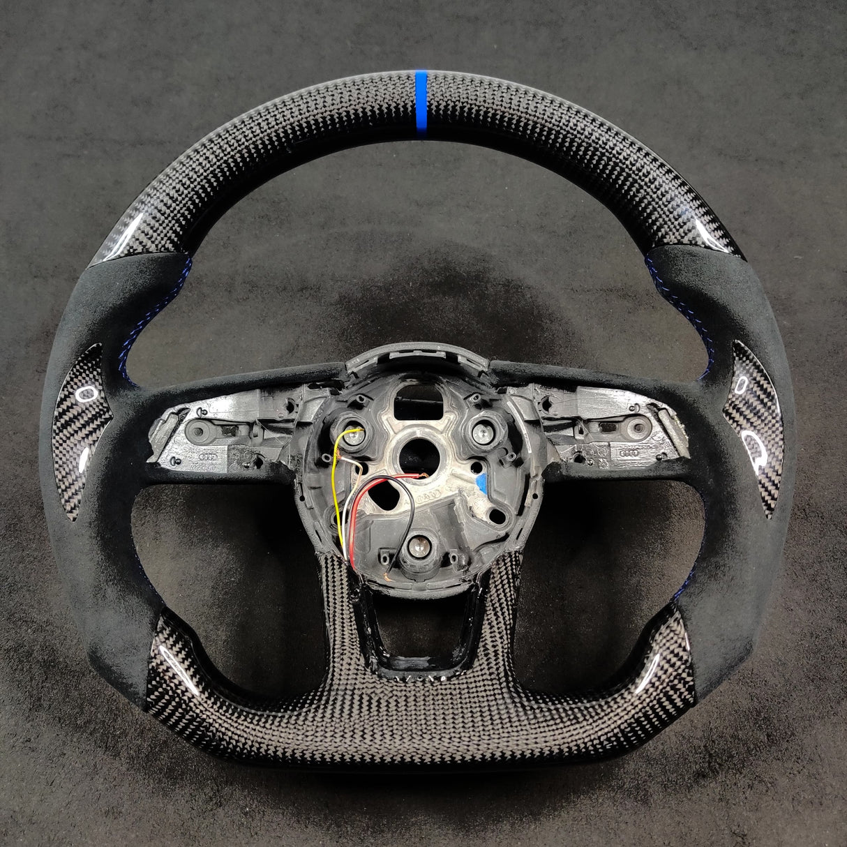 2017-2023 Audi B9 A3/S3/RS3 A4/S4 A5/S5/RS5 Custom Carbon Fiber Steering Wheel - AutoLEDTech.com