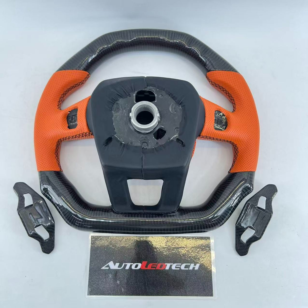 2018-2026+ Lamborghini Urus Custom Carbon Fiber Steering Wheel - AutoLEDTech.com
