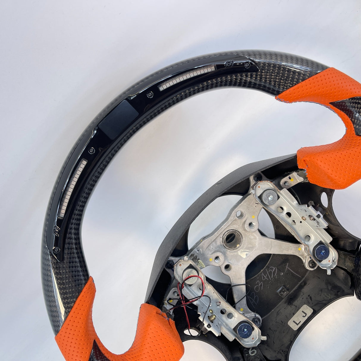 Mosler MT900 Custom Carbon Fiber Steering Wheel