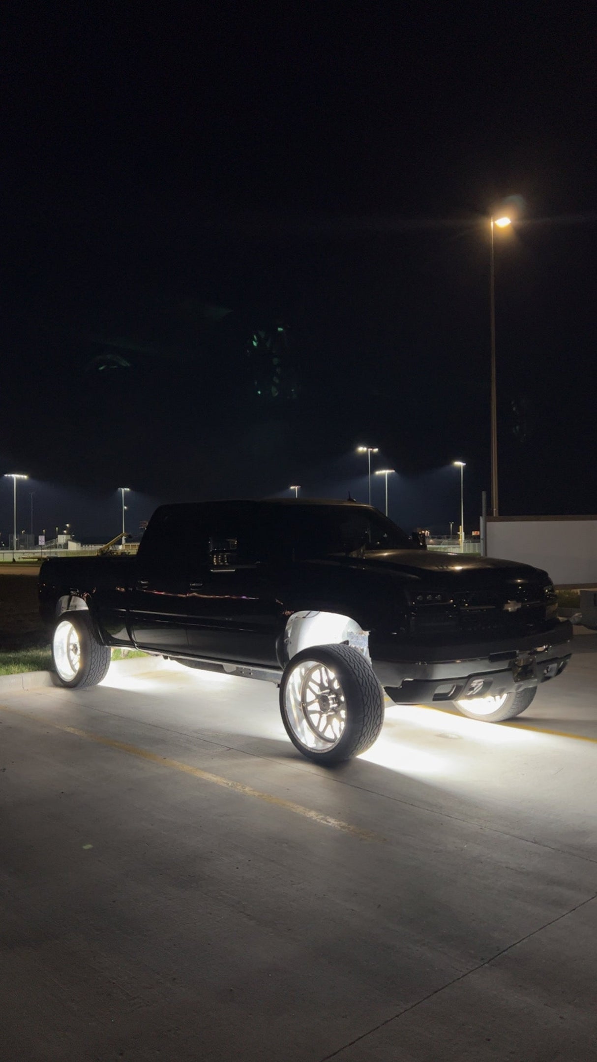 20 Row Pure White Extreme LED Wheel Lights Kit - AutoLEDTech.com