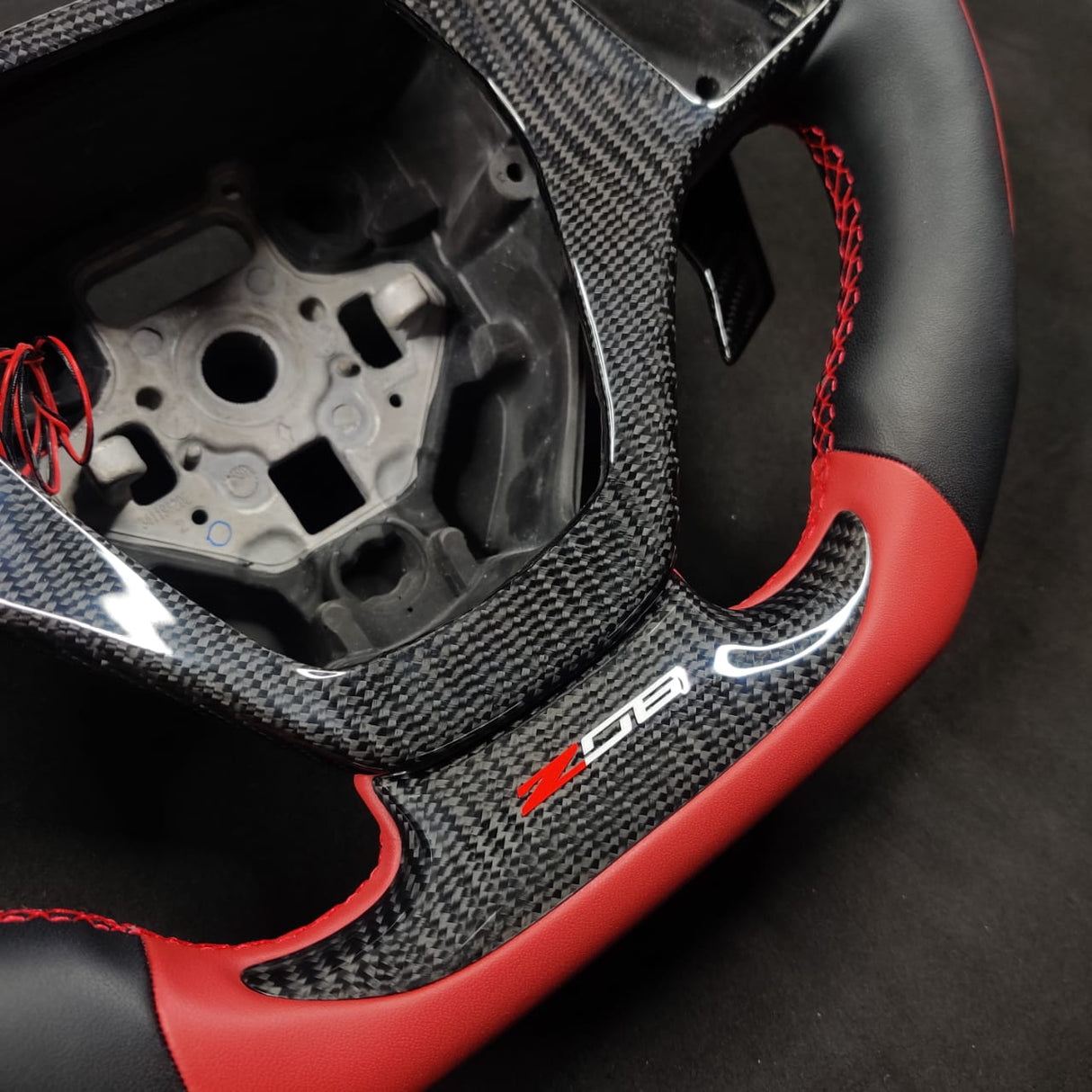 2020-2026+ Chevrolet C8 Corvette Custom Carbon Fiber Steering Wheel - AutoLEDTech.com