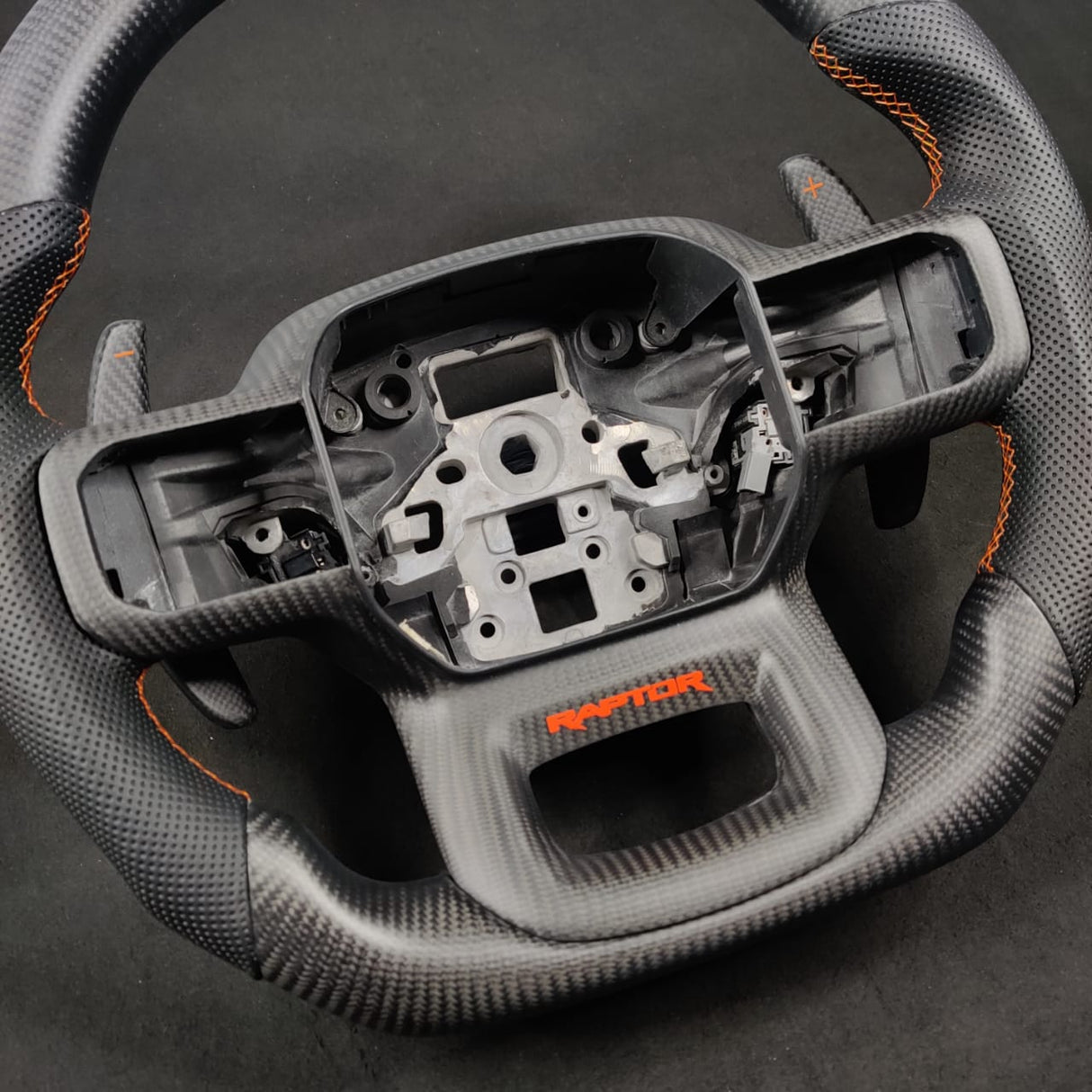 2023-2026+ Ford Super Duty F250 Custom Carbon Fiber Steering Wheel - AutoLEDTech.com