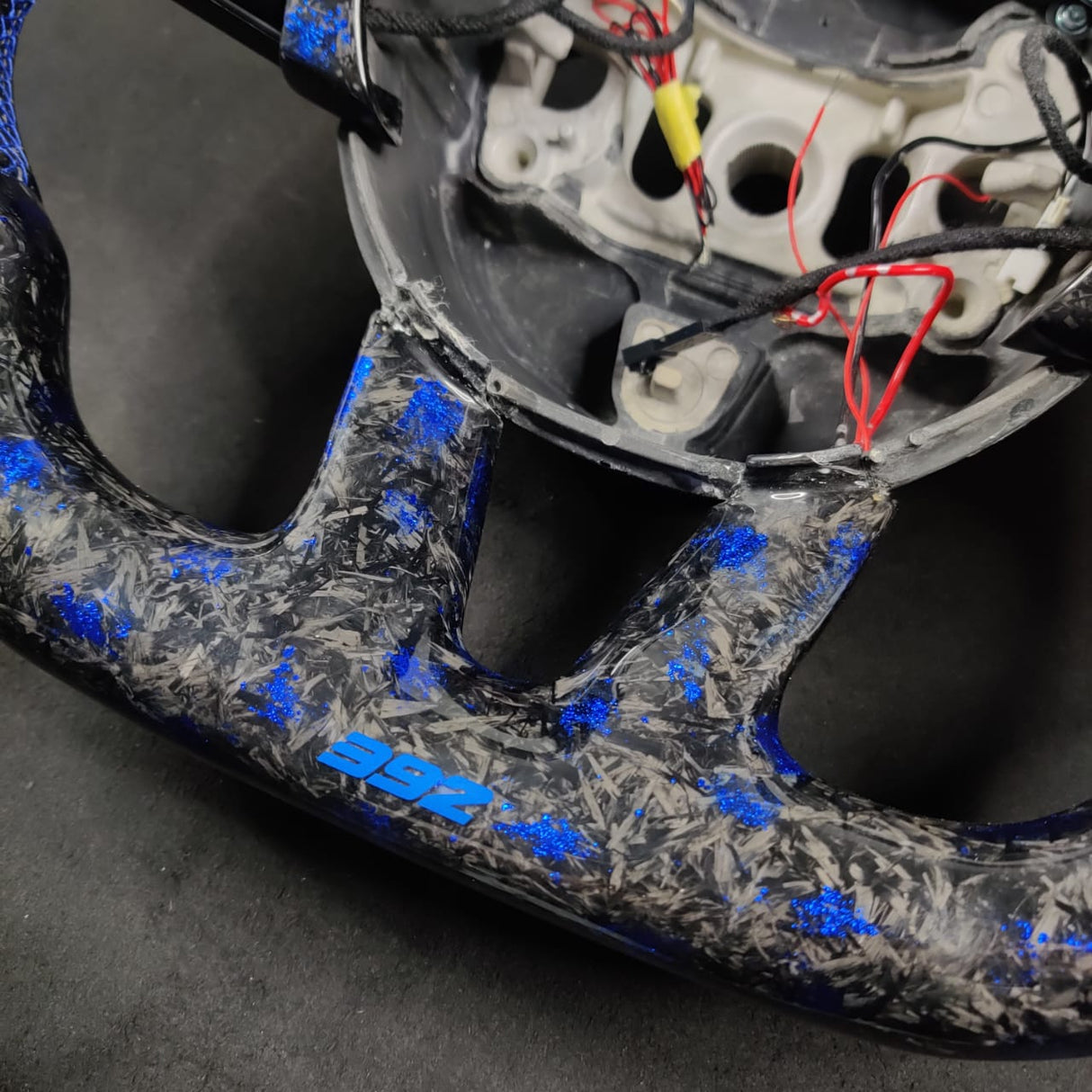 Add Bottom Logo For Steering Wheel