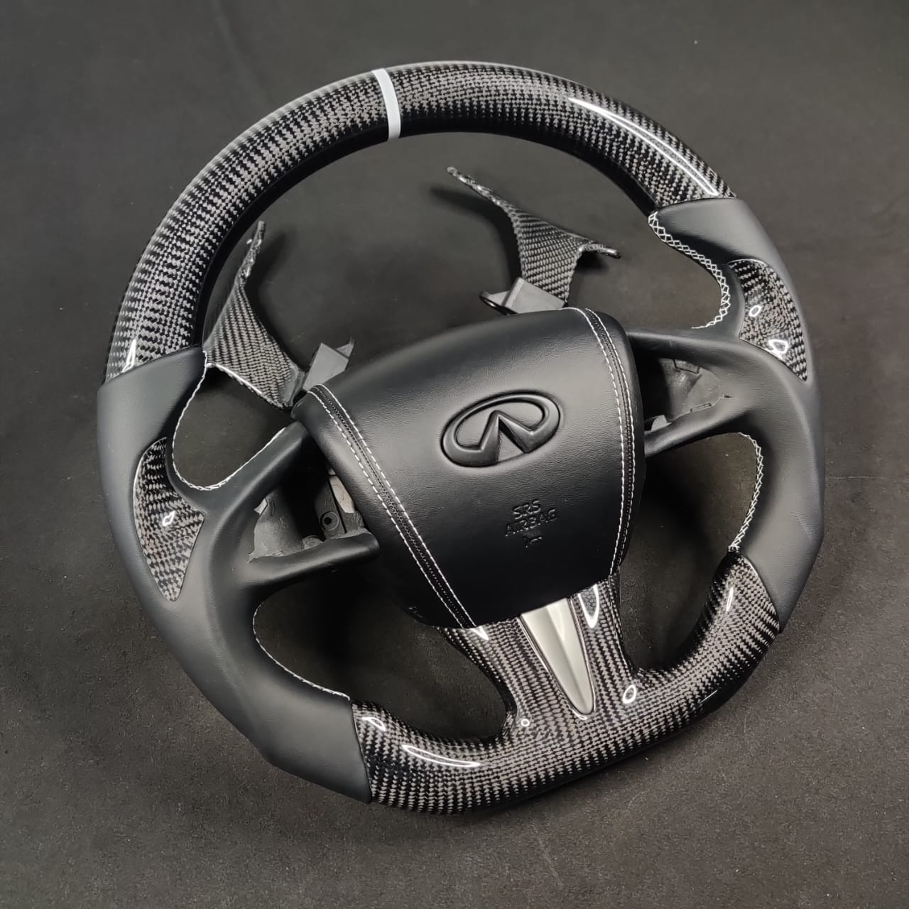 2021-2025 Kia K5 Optima Custom Carbon Fiber LED Steering Wheel