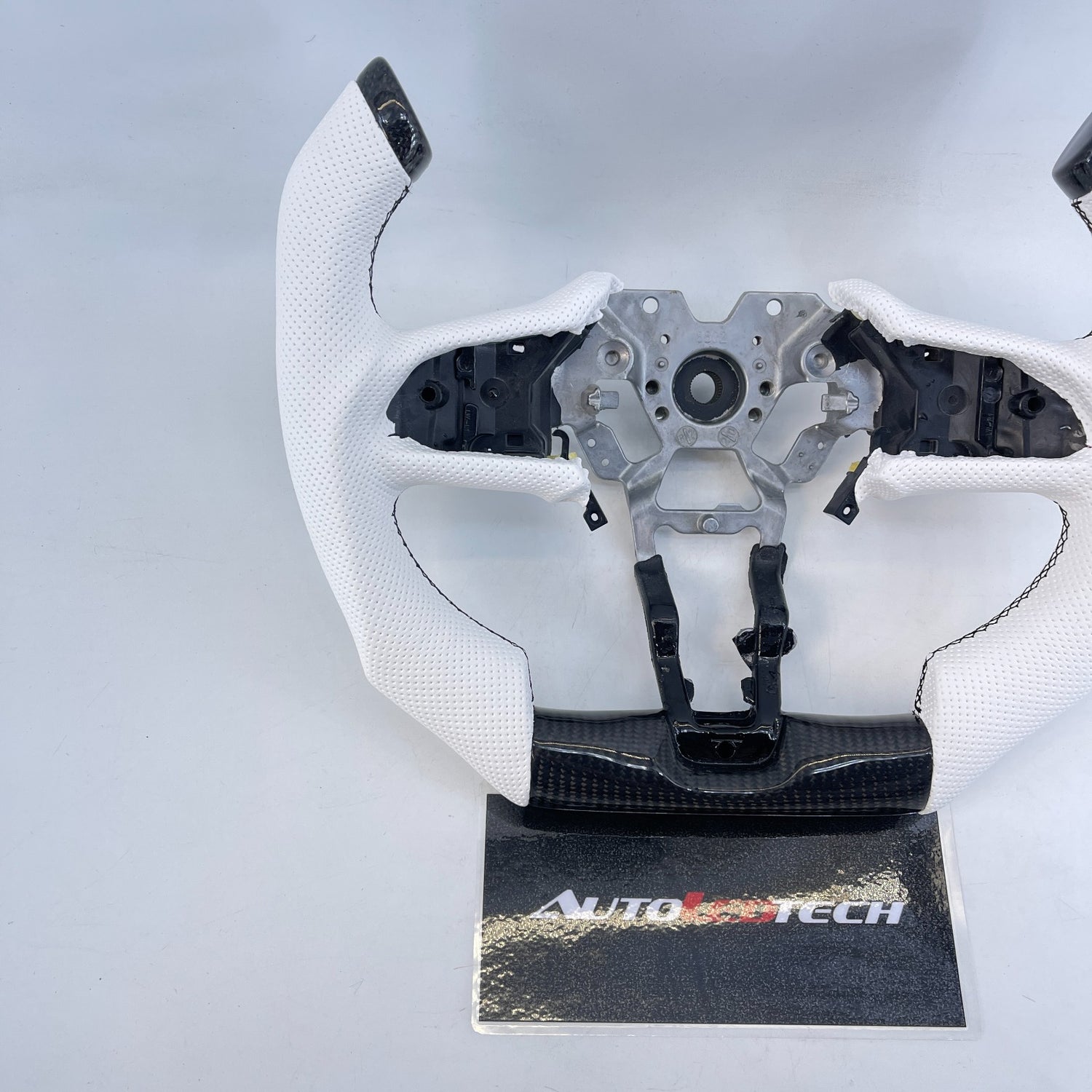 2021-2025 Kia K5 Optima Custom Carbon Fiber LED Steering Wheel