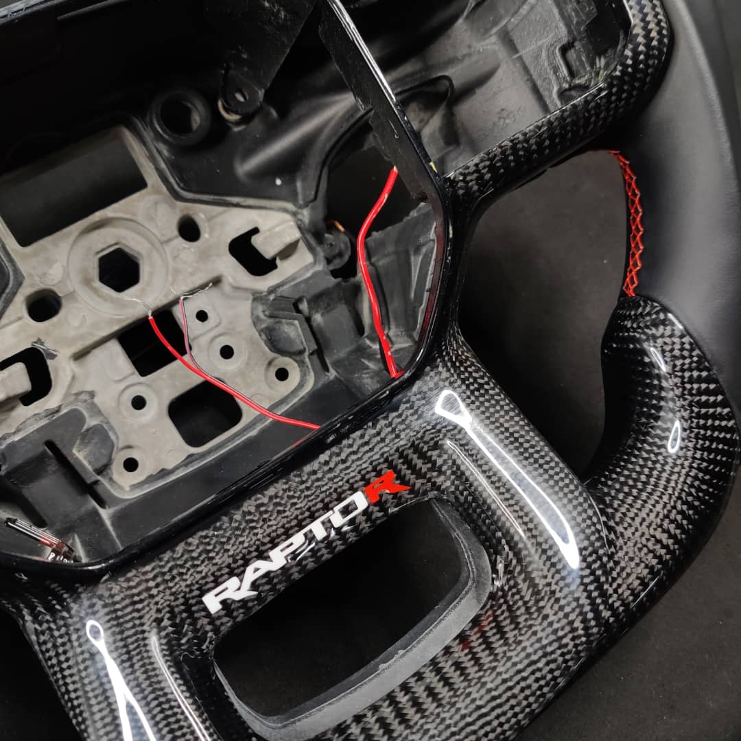 2021-2026+ Ford F150 & Raptor Custom Carbon Fiber LED Steering Wheel - AutoLEDTech.com