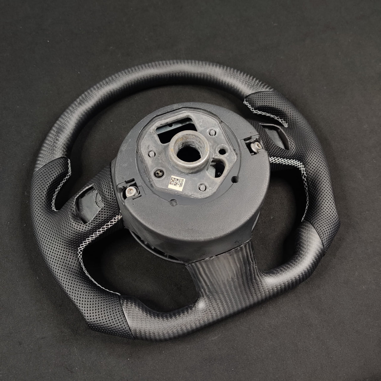 2014-2025 Jaguar F-Type F-Pace Custom Carbon Fiber Steering Wheel - AutoLEDTech.com