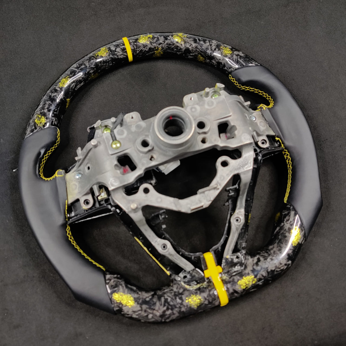 2019-2022 Hyundai Veloster Custom Carbon Fiber Steering Wheel