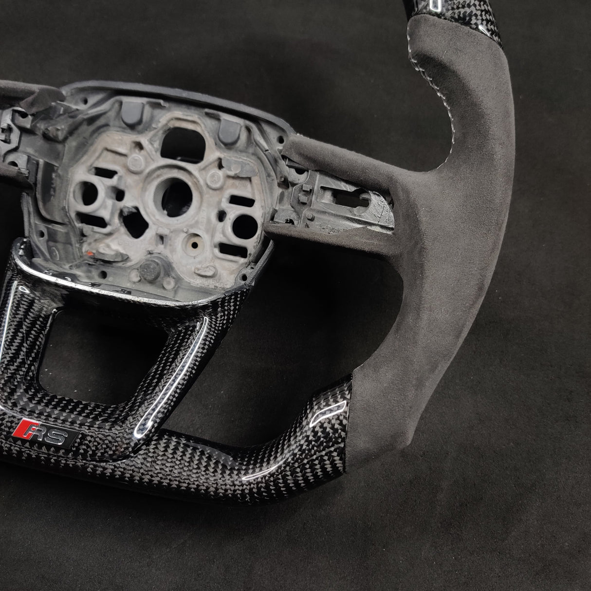 2015-2026+ Audi Q3/Q5/Q7/Q8 Custom Carbon Fiber Steering Wheel - AutoLEDTech.com
