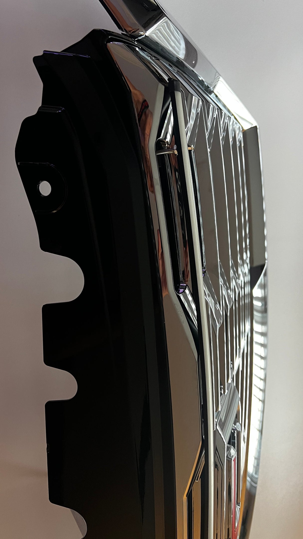 2024+ GMC Sierra HD 2500 LED Grill Accent Light Bar Kit