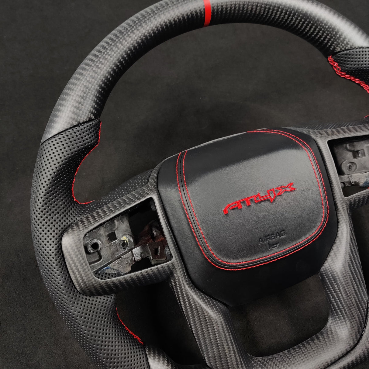 2023-2025+ Chevy Colorado Custom Carbon Fiber Steering Wheel - AutoLEDTech.com