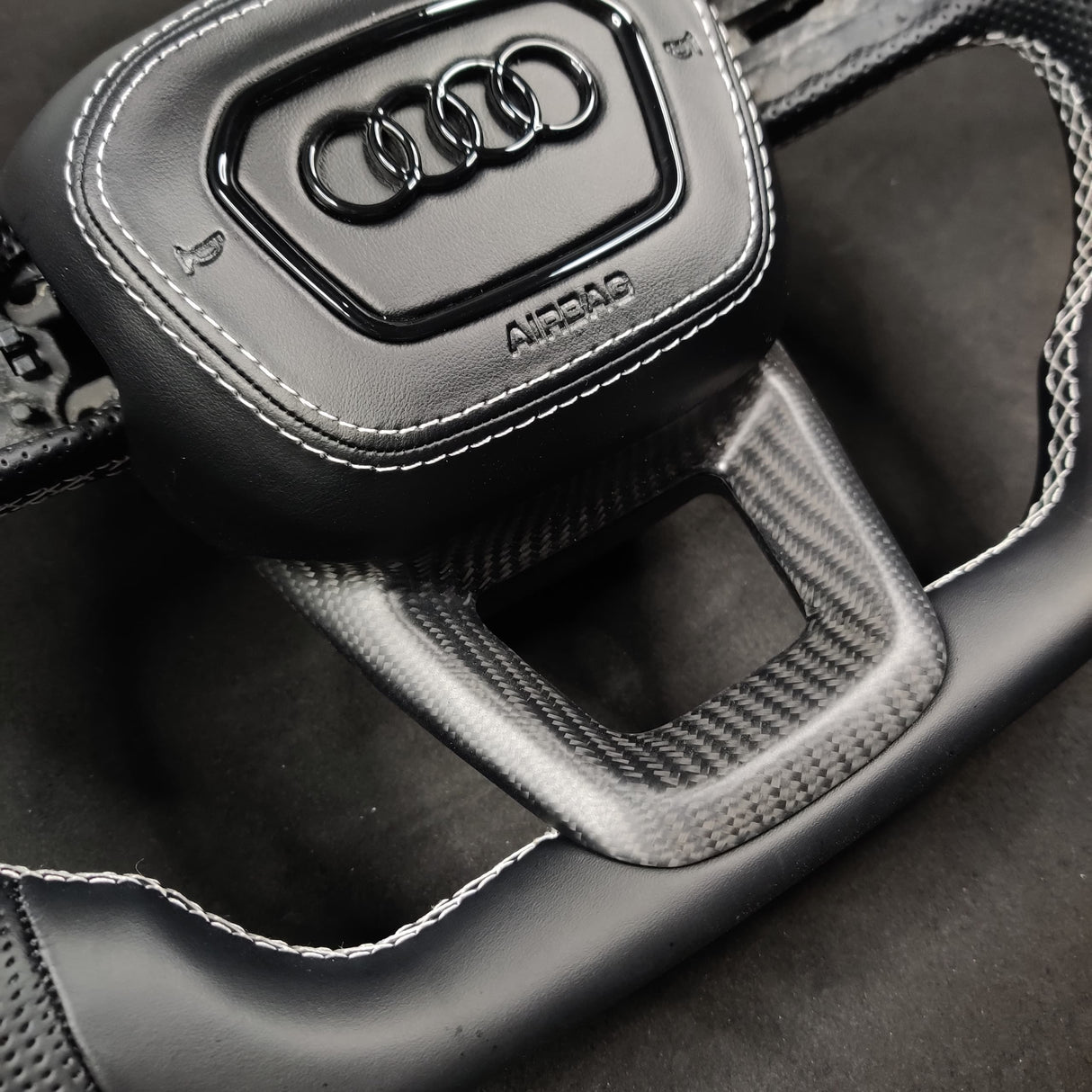 2015-2026+ Audi Q3/Q5/Q7/Q8 Custom Carbon Fiber Steering Wheel - AutoLEDTech.com