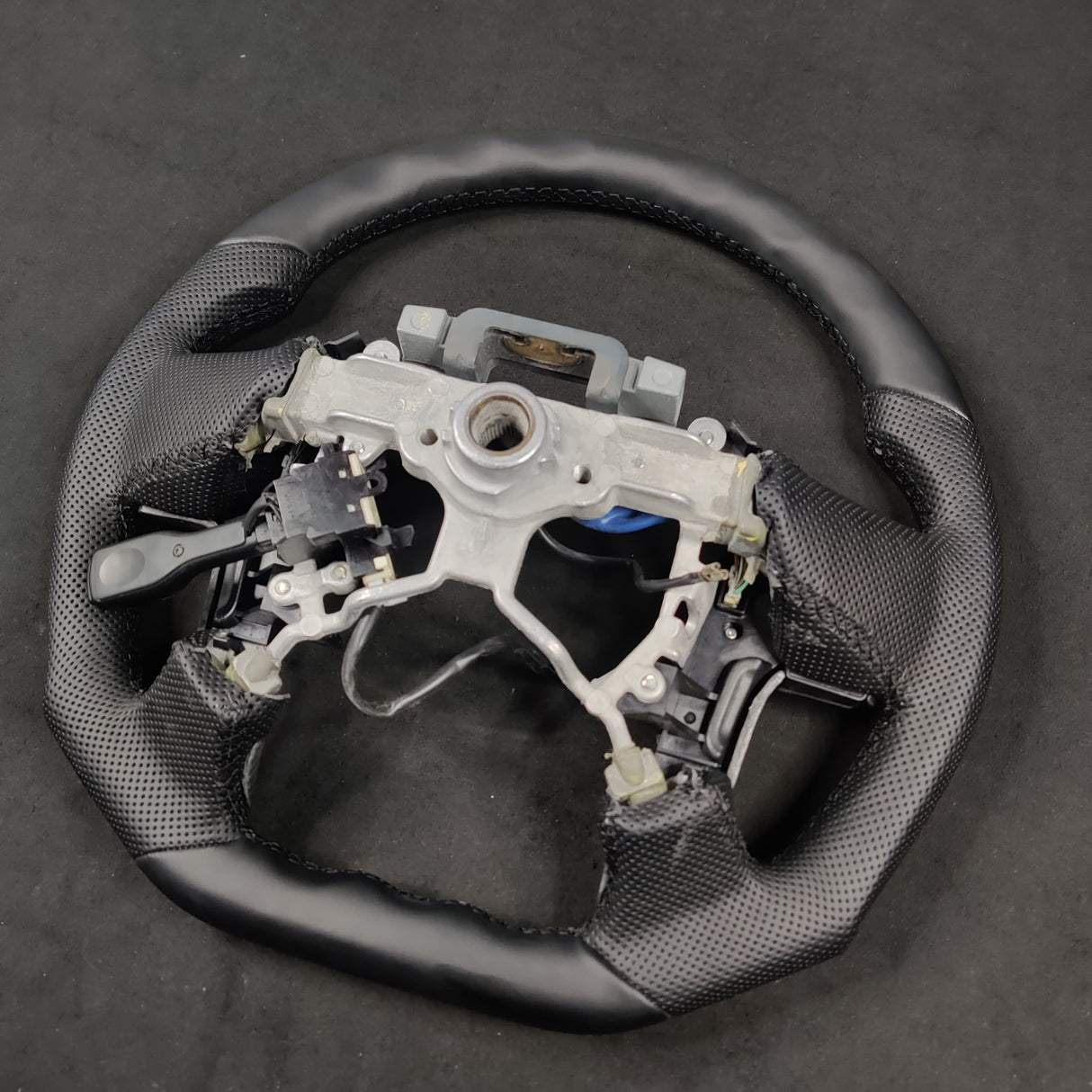 2010-2024 Toyota Tacoma 4Runner Tundra Custom Carbon Fiber Steering Wheel