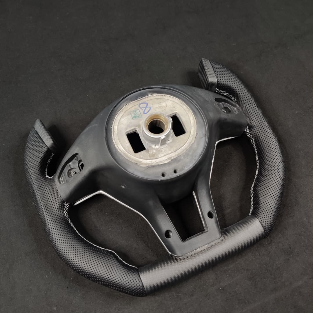 2008-2014 Mercedes C-Class W204/W212 Custom Carbon Fiber Steering Wheel