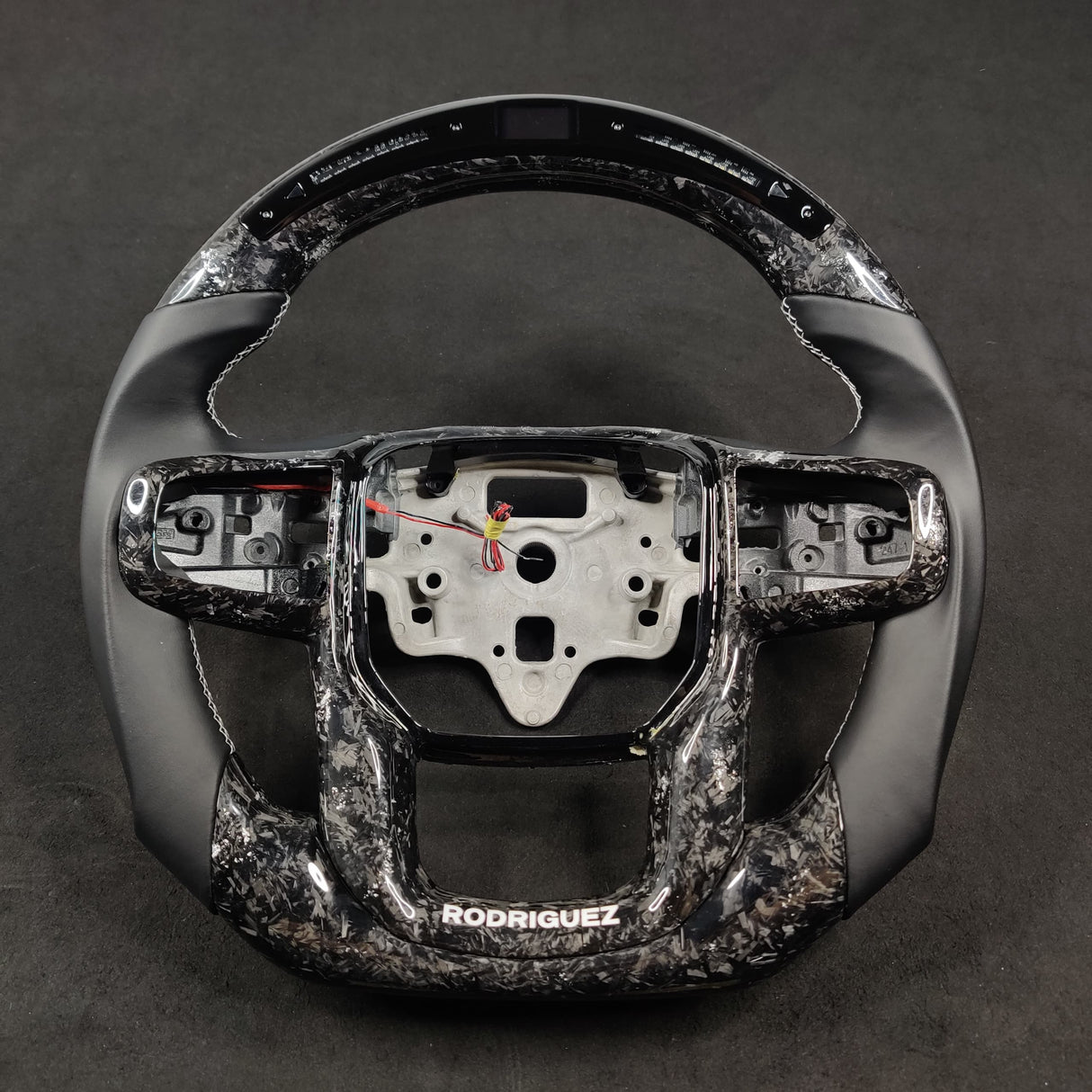 2020-2026+ GMC Sierra 1500 2500 HD Custom Carbon Fiber Steering Wheel - AutoLEDTech.com