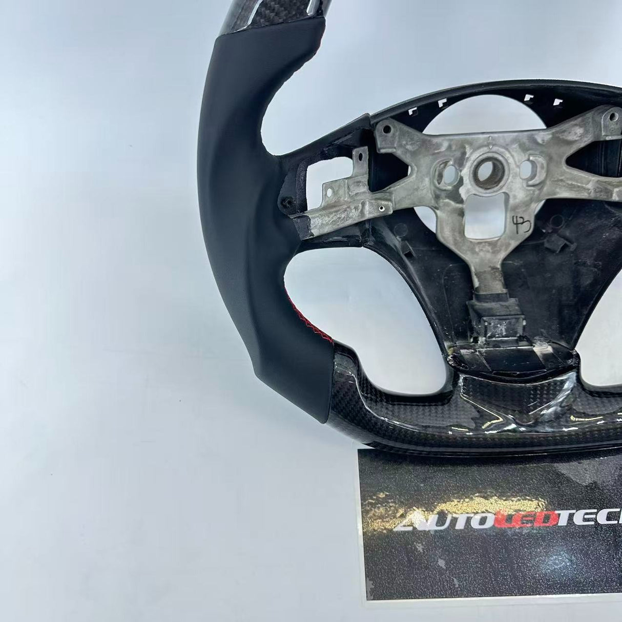 2006-2013 Chevy C6 Corvette Carbon Fiber Steering Wheel - IN STOCK - AutoLEDTech.com