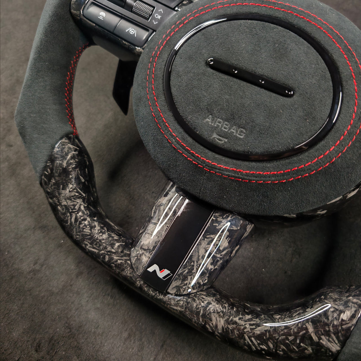 2019-2023 Hyundai Sonata Custom Carbon Fiber Steering Wheel - AutoLEDTech.com