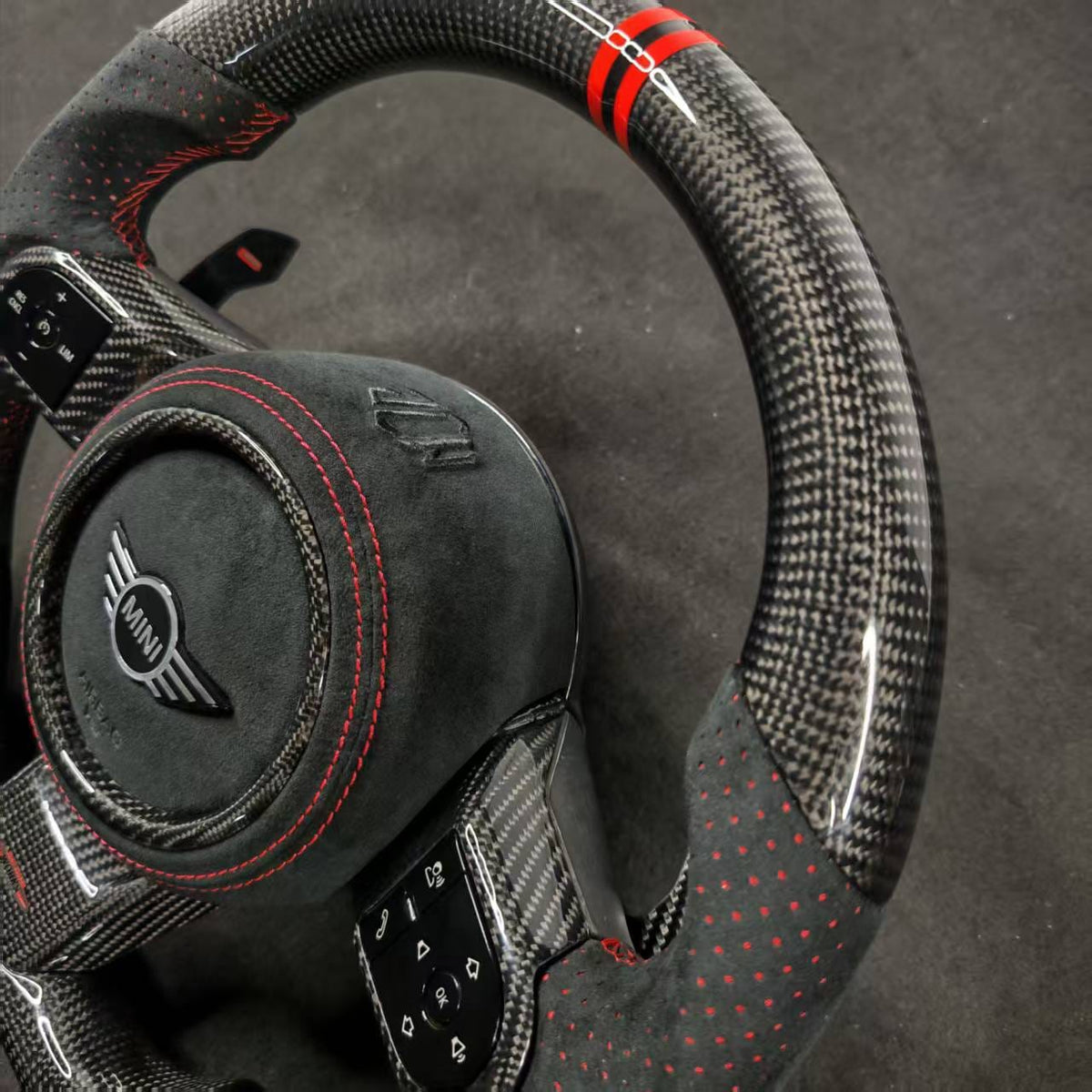 2022+ MINI Cooper F56 Custom Carbon Fiber LED Steering Wheel