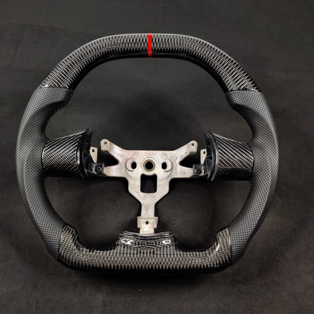 2006-2013 C6 Corvette Custom Carbon Fiber Steering Wheel - AutoLEDTech.com