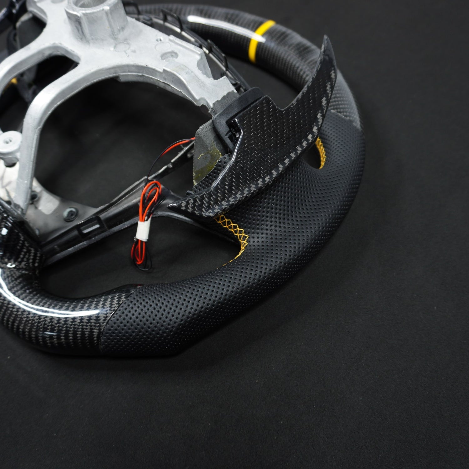 2020-2026+ Cadillac CT4/CT5 Blackwing Carbon Fiber LED Steering Wheel
