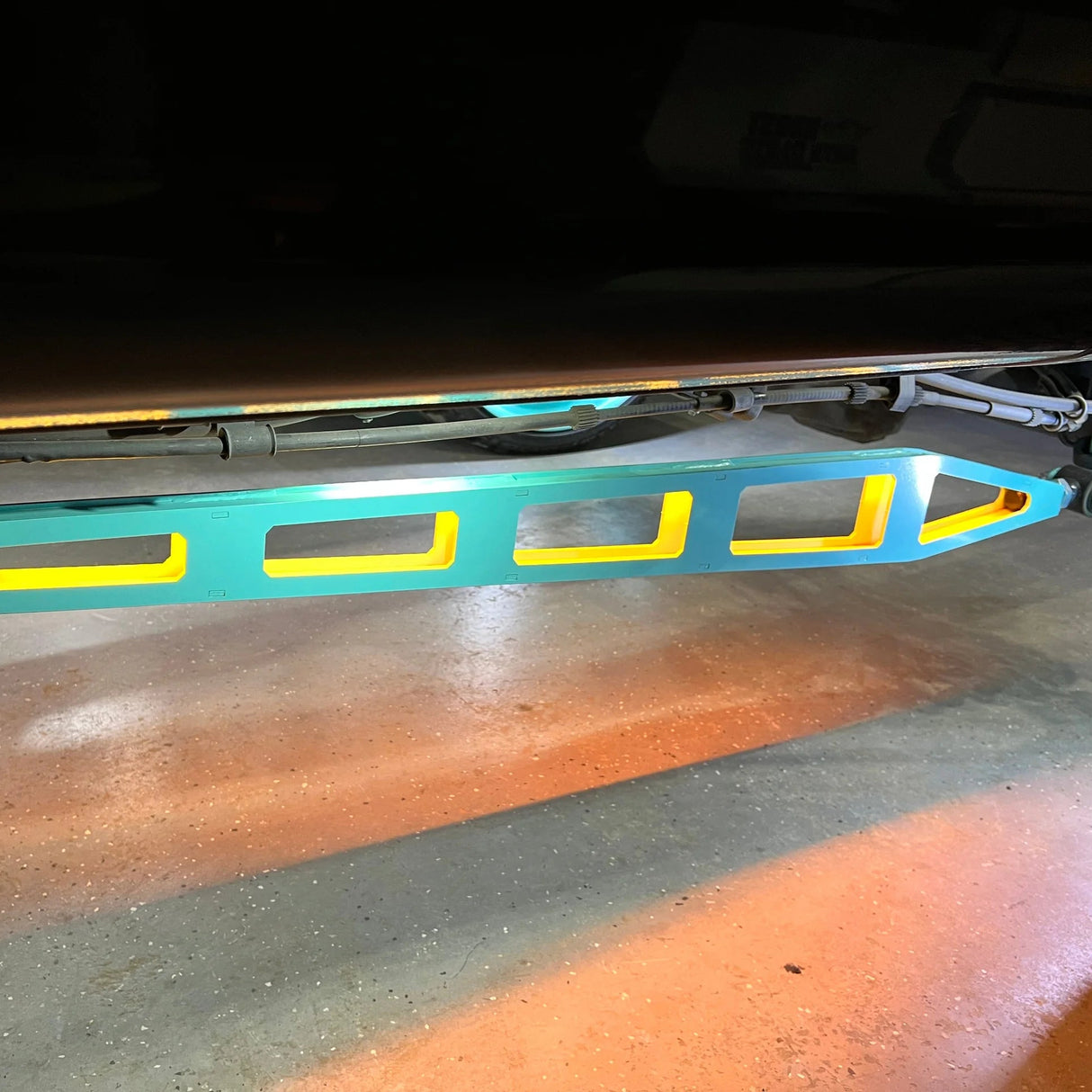 Scanning White + Switchback LED Traction Bar Lights Kit