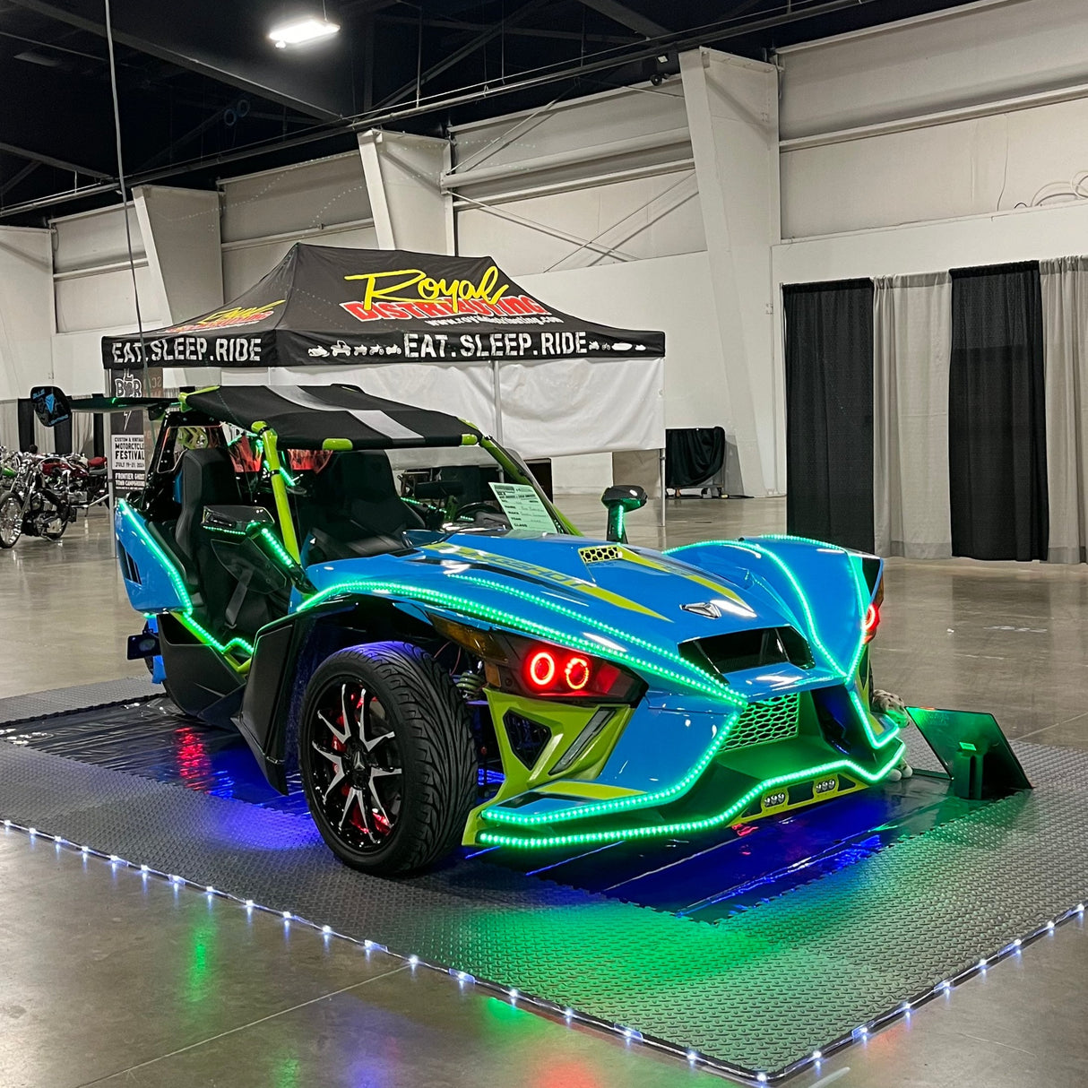 2014-2025+ Polaris Slingshot RGBW Flow Series LED Underbody Grill Lights 8-Piece - AutoLEDTech.com