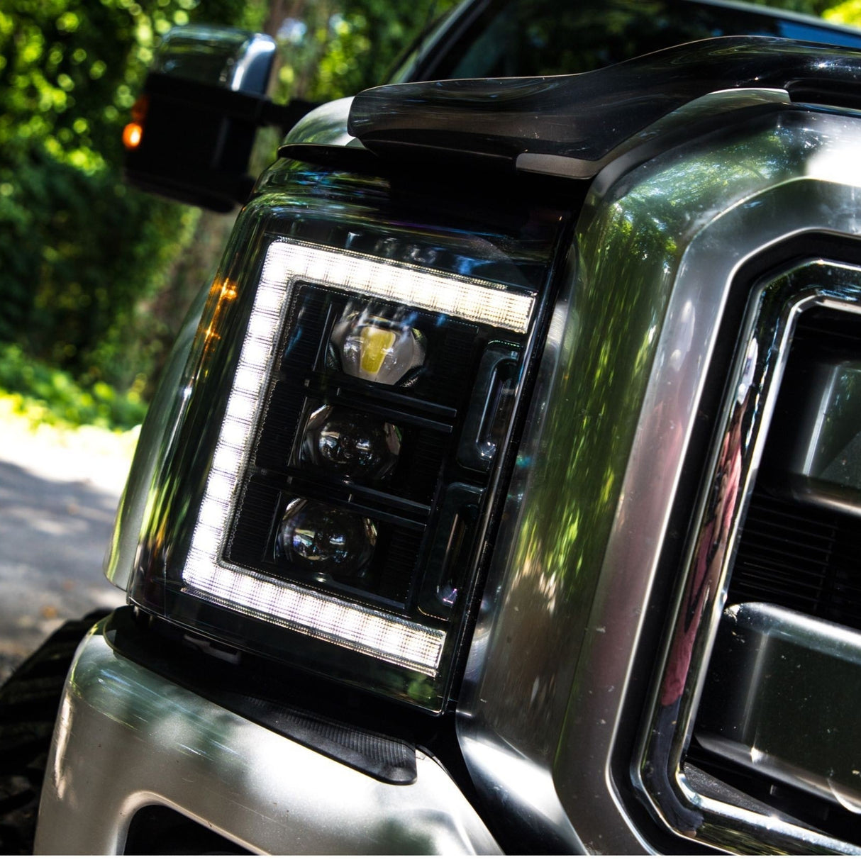2011-2016 Ford Super Duty F-250/F-350 LED DRL Projector Replacement Headlights LED headlight kit AutoLEDTech Oracle Lighting Trendz Flow Series RGBHaloKits OneUpLighting Morimoto