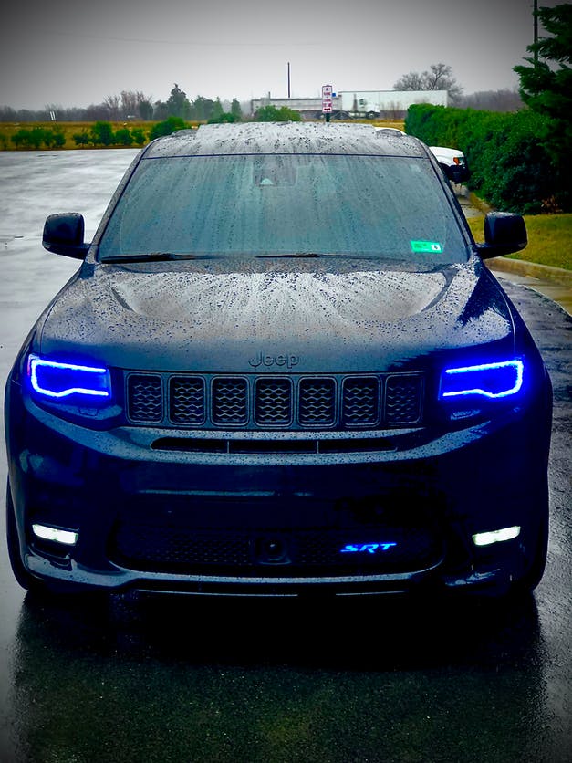 2011-2021 Jeep Grand Cherokee WK2 RGBW Color-Chasing LED DRL Replacement Headlights - Halogen to LED DRL HID Conversion LED headlight kit AutoLEDTech Oracle Lighting Trendz Flow Series RGBHaloKits OneUpLighting Morimoto