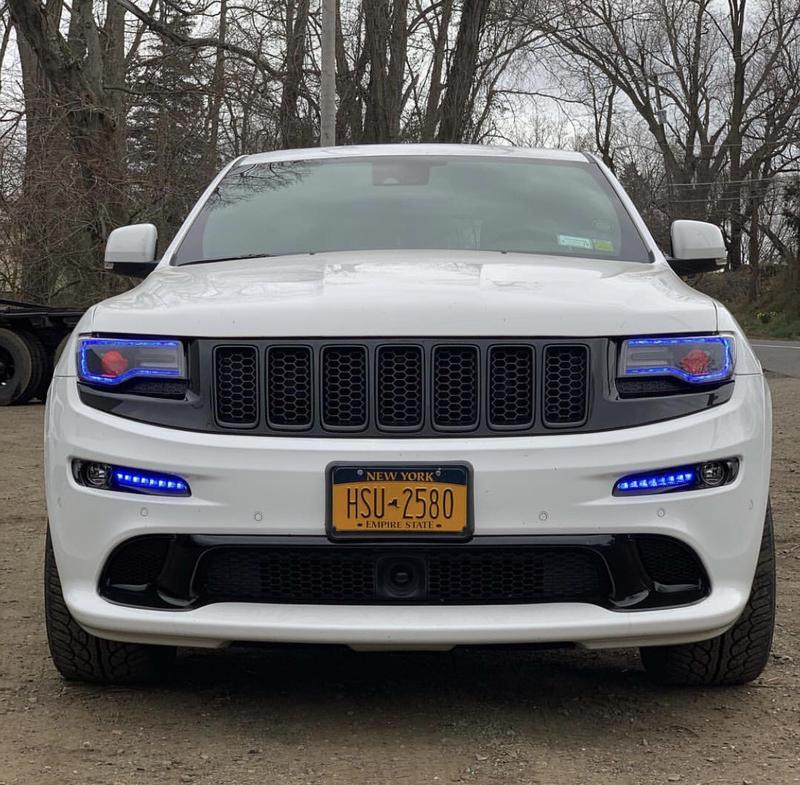 2011-2021 Jeep Grand Cherokee WK2 RGBW Color-Chasing LED DRL Replacement Headlights - Halogen to LED DRL HID Conversion LED headlight kit AutoLEDTech Oracle Lighting Trendz Flow Series RGBHaloKits OneUpLighting Morimoto