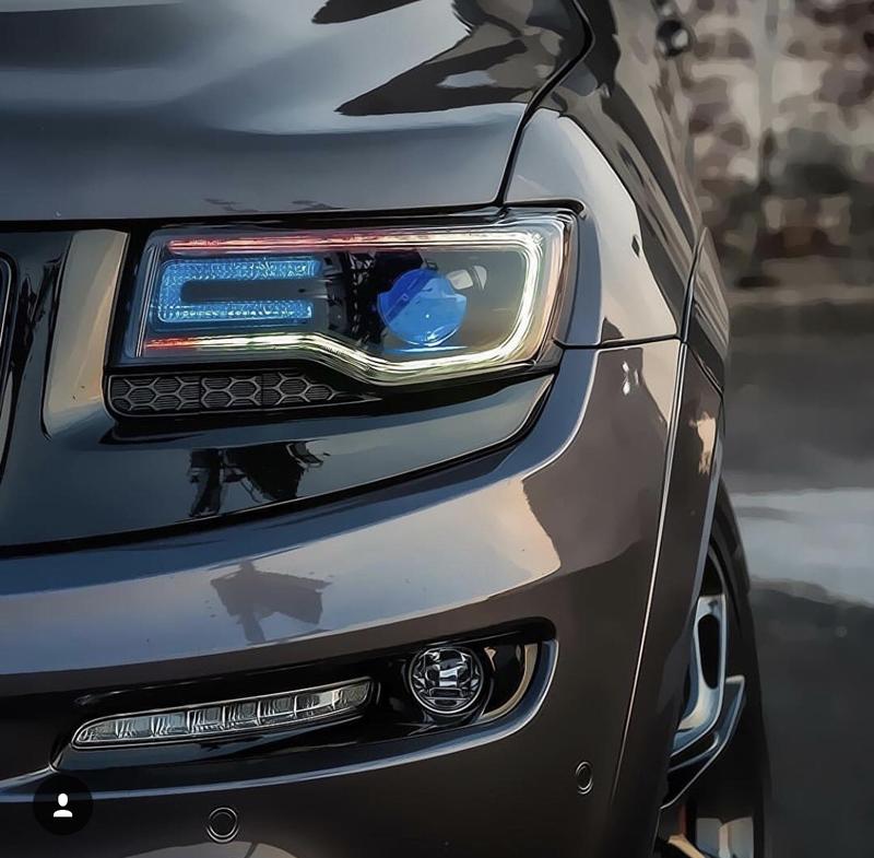 2011-2021 Jeep Grand Cherokee WK2 RGBW Color-Chasing LED DRL Replacement Headlights - Halogen to LED DRL HID Conversion LED headlight kit AutoLEDTech Oracle Lighting Trendz Flow Series RGBHaloKits OneUpLighting Morimoto