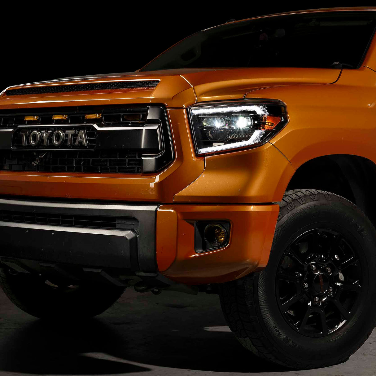 14-21 Toyota Tundra Morimoto XB Evo Hybrid LED Headlights - AutoLEDTech.com