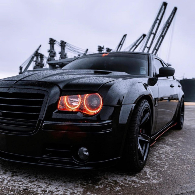 2005-2010 Chrysler 300C/SRT RGBW Flow Series Halo Kit - AutoLEDTech.com
