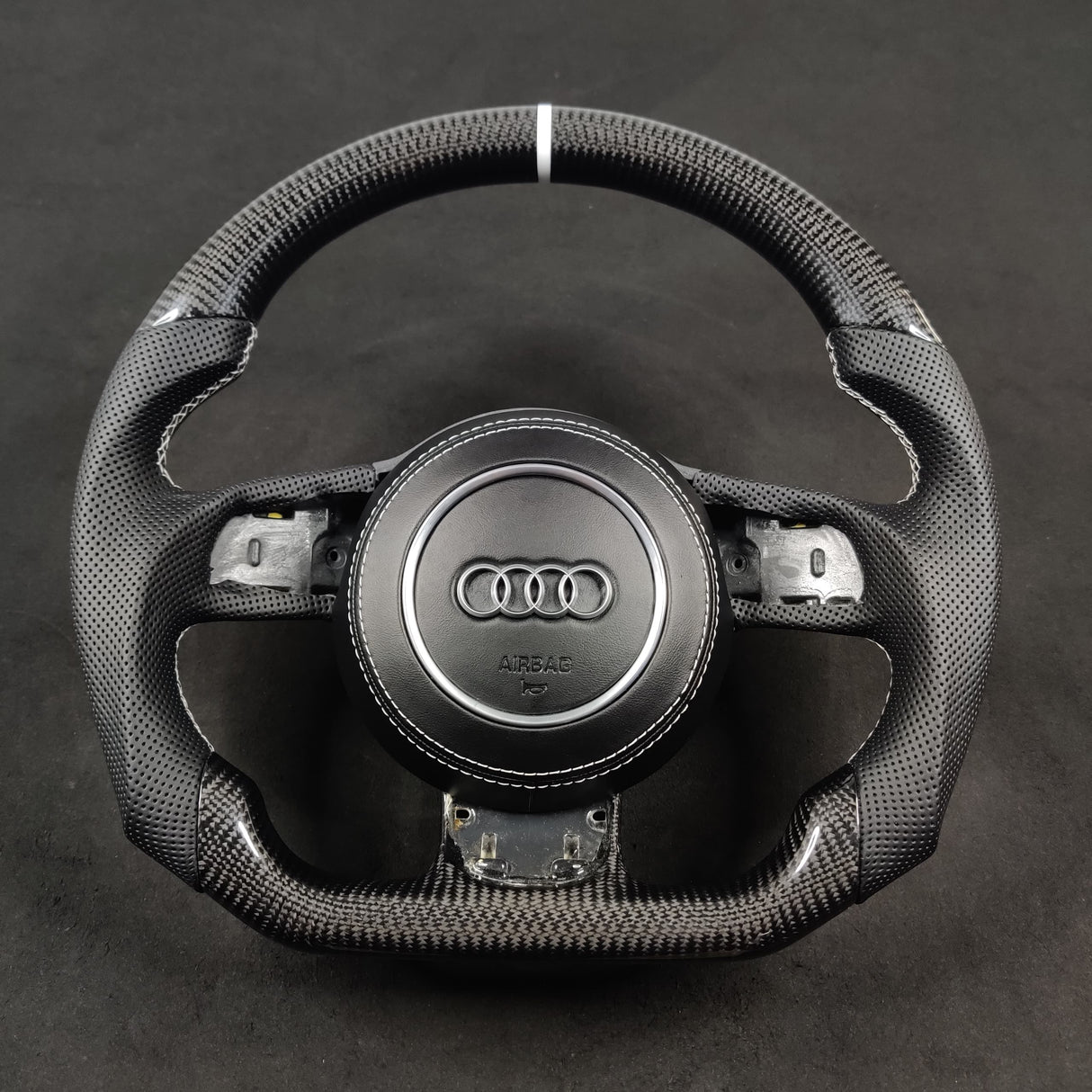 2006-2015 Audi R8/TT Custom Carbon Fiber Steering Wheel - AutoLEDTech.com