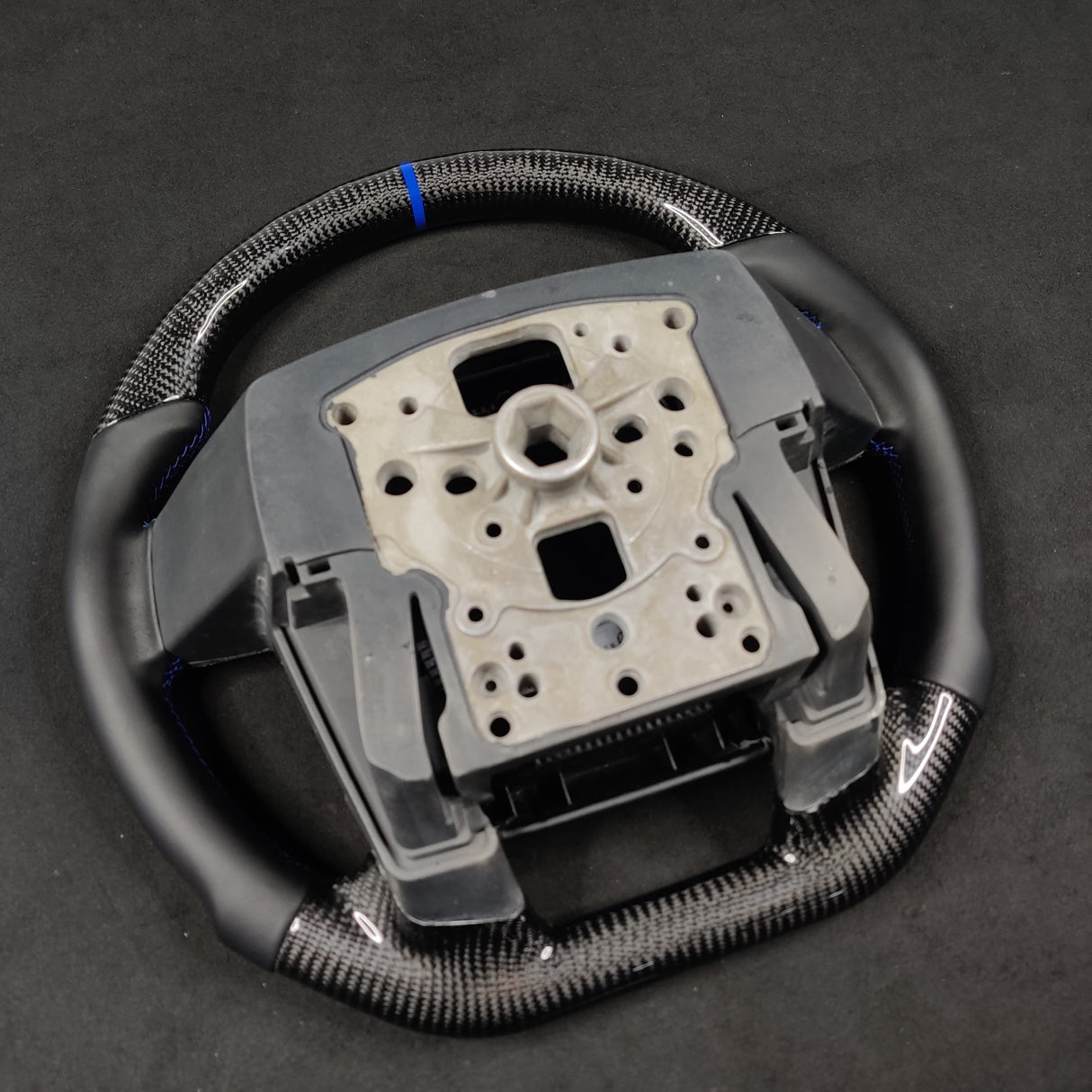 2009-2014 Ford Raptor & F150 Custom Carbon Fiber Steering Wheel w/ LED Display - AutoLEDTech.com