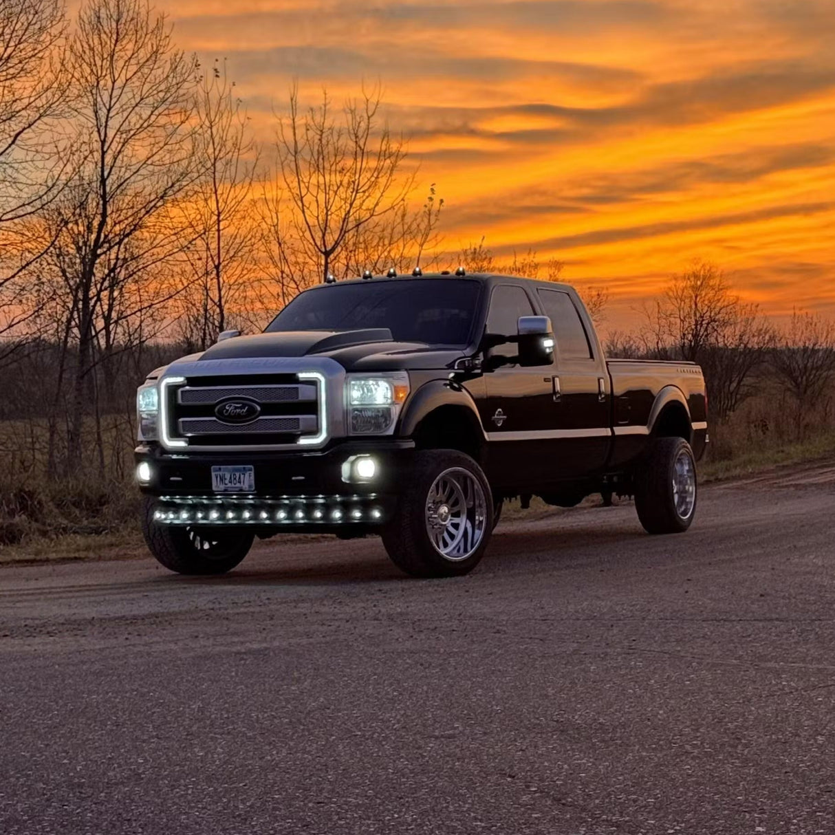 2011-2016 Ford Super Duty F250 F350 LED Grill Accent Lights Kit - AutoLEDTech.com