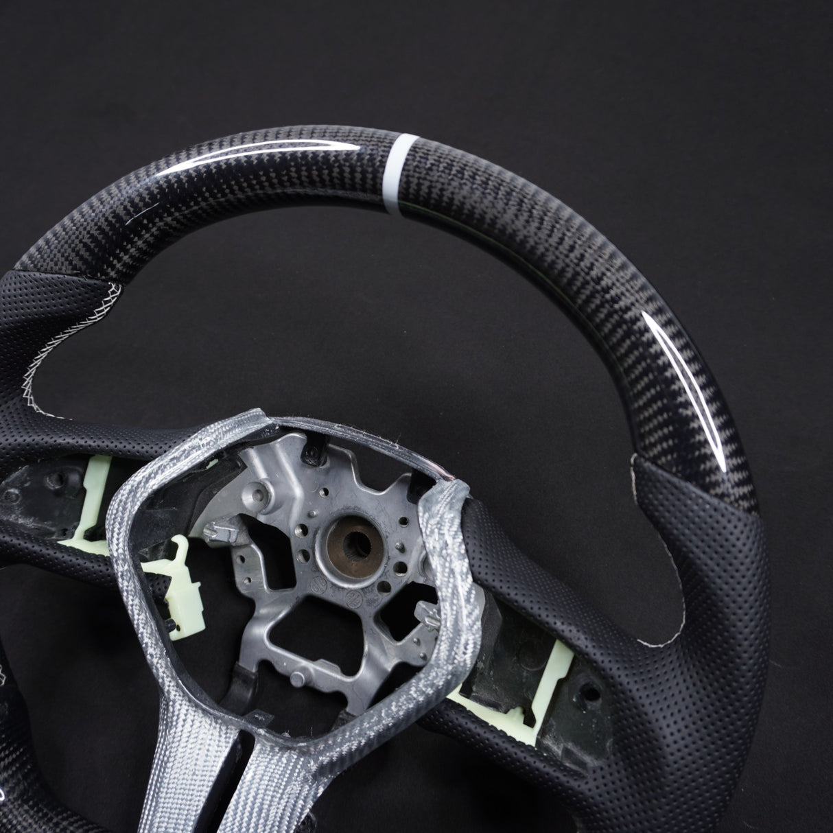 2007-2015 Infiniti G37 G35 Custom Carbon Fiber Steering Wheel - AutoLEDTech.com