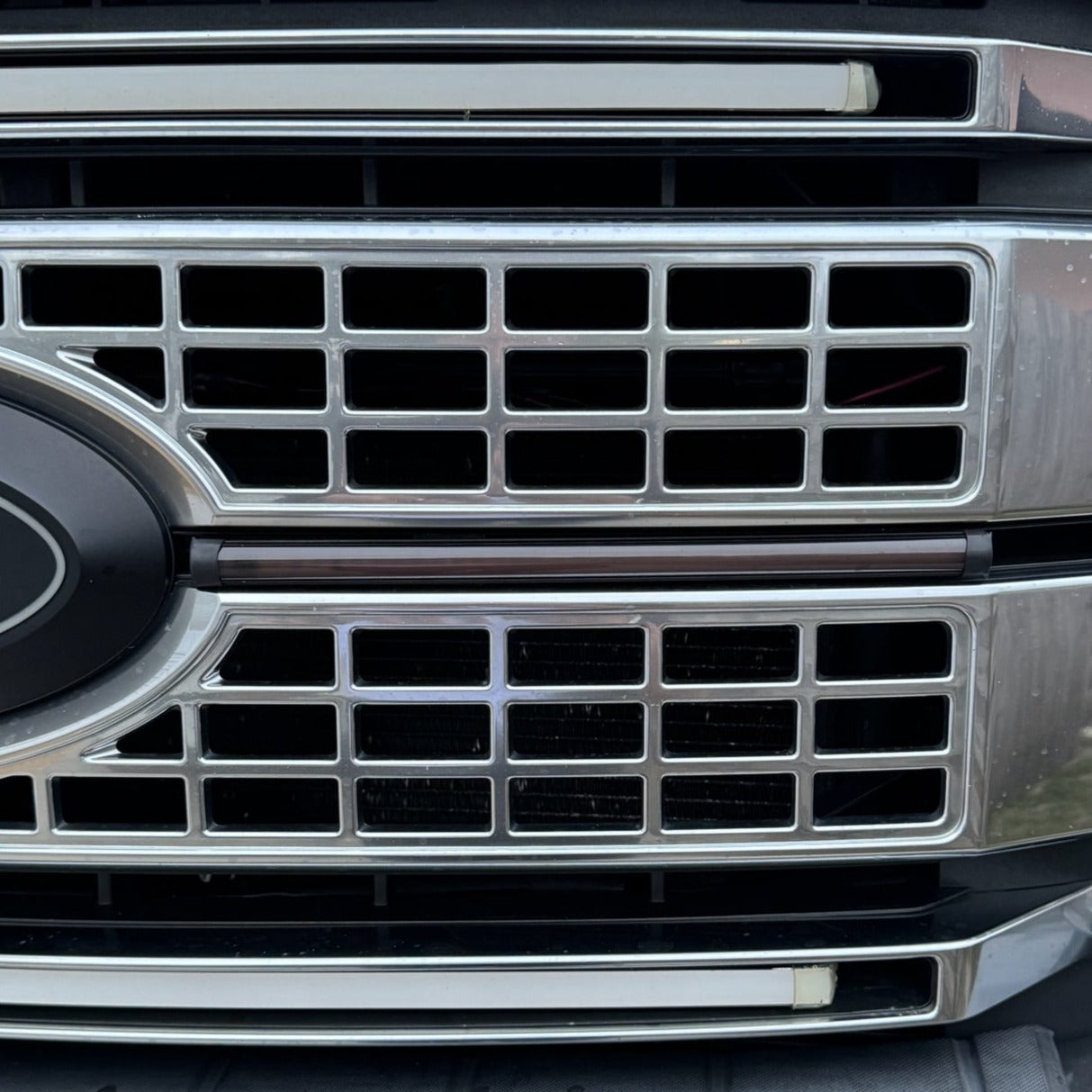 2017-2019 Ford Super Duty F250 F350 LED Grill Accent Light Bars Kit - AutoLEDTech.com