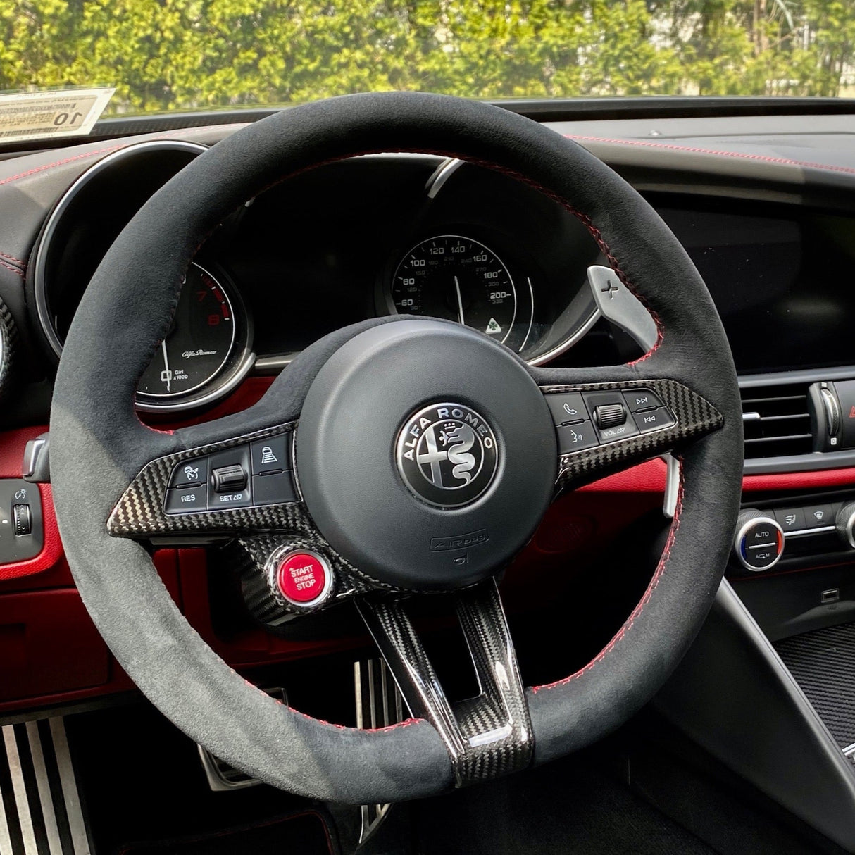 2017-2021 Alfa Romeo Stelvio Giulia Custom Carbon Fiber Steering Wheel - AutoLEDTech.com