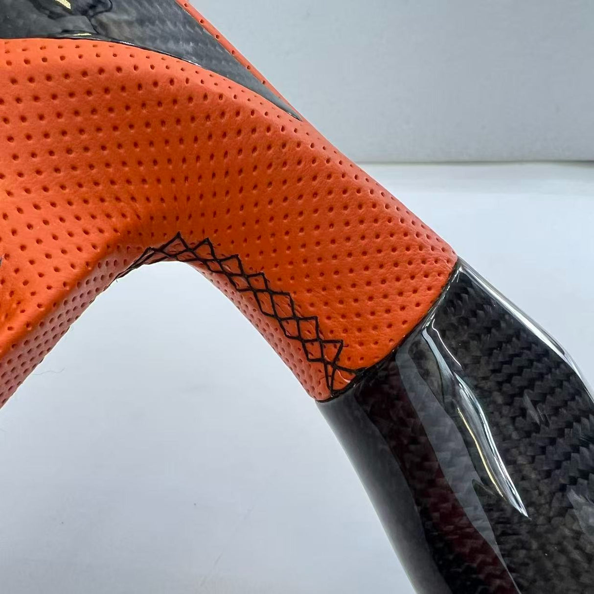 2018-2026+ Lamborghini Urus Custom Carbon Fiber Steering Wheel - AutoLEDTech.com