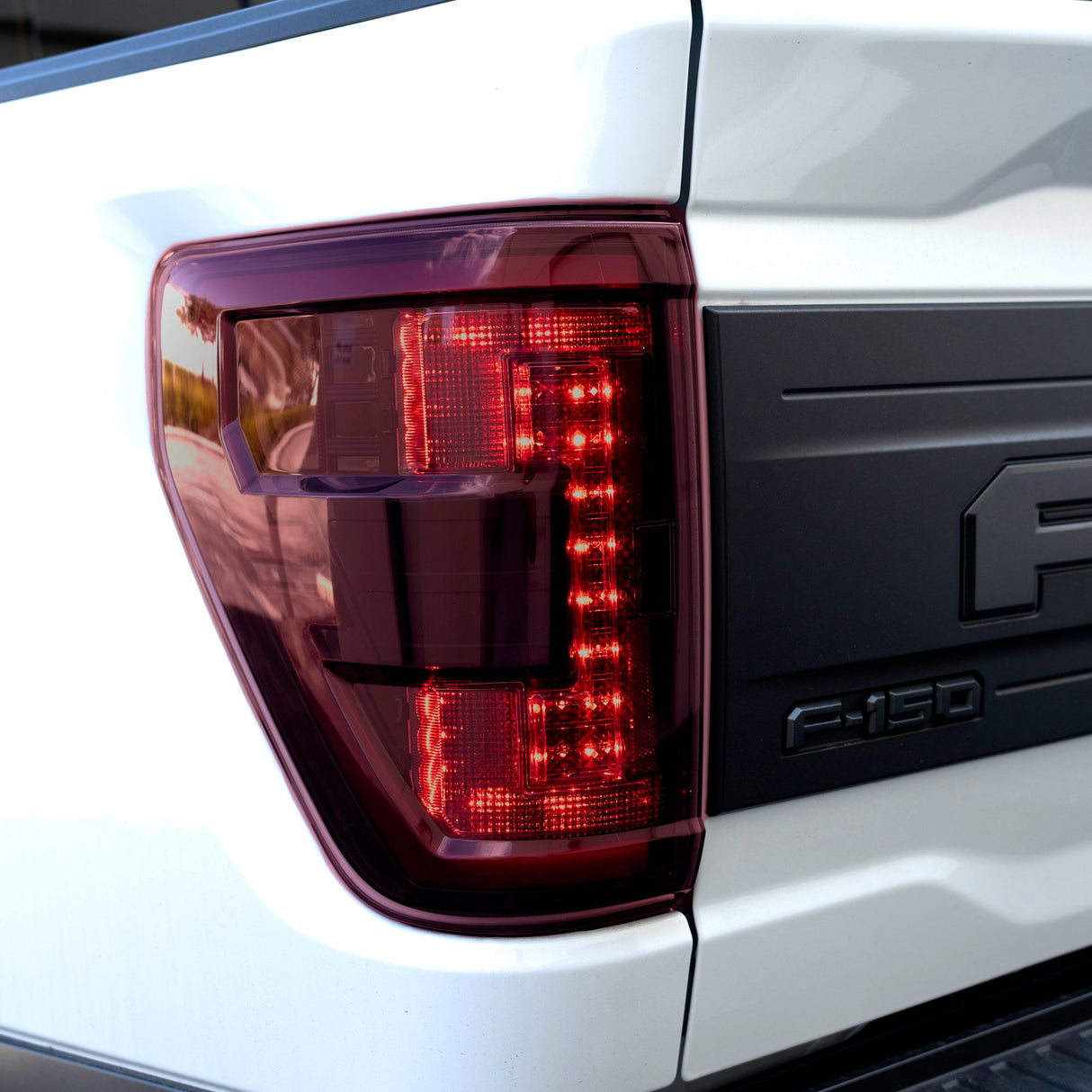 2021-2023 Ford F150 & Raptor Smoked OLED Tail Lights - AutoLEDTech.com