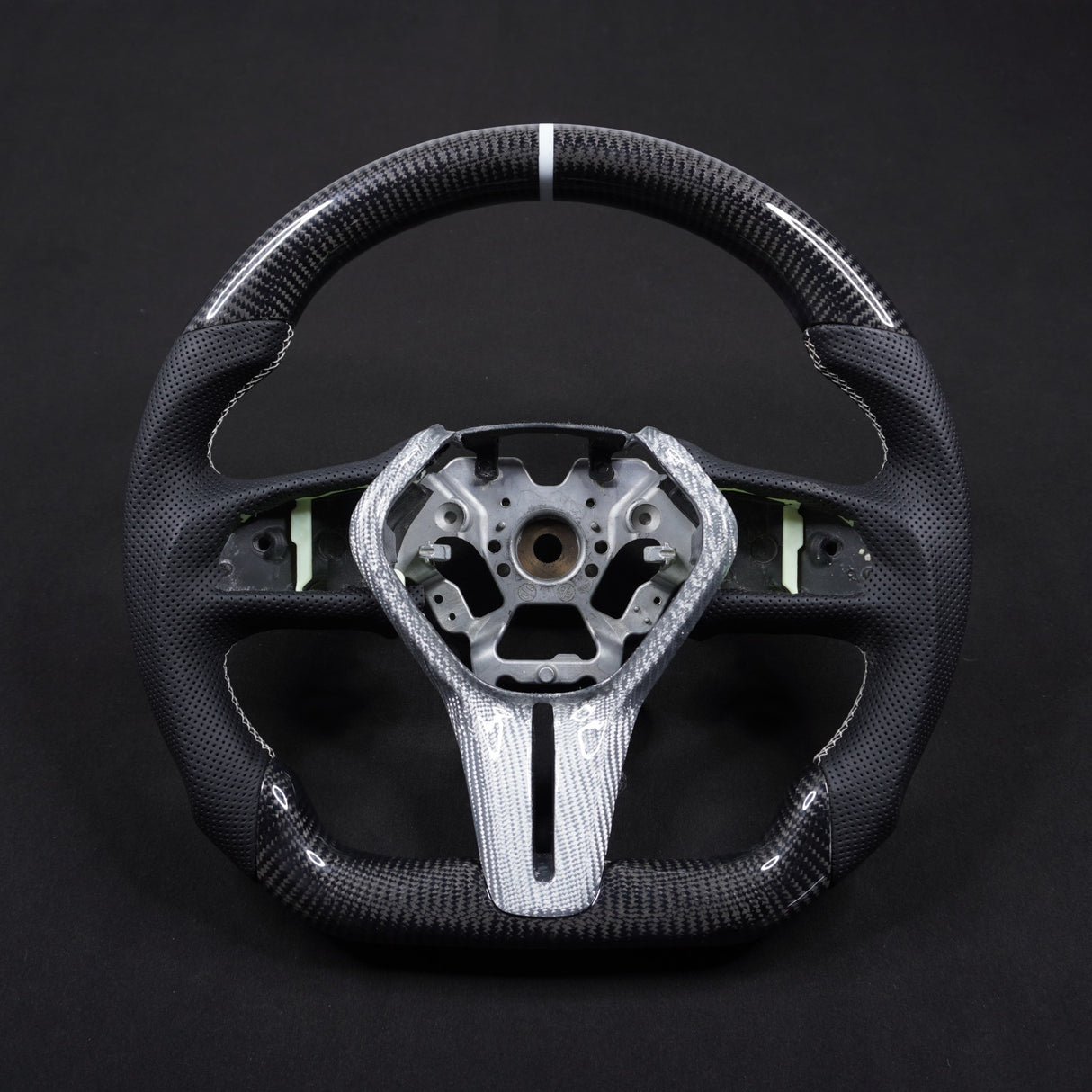 2007-2015 Infiniti G37 G35 Custom Carbon Fiber Steering Wheel - AutoLEDTech.com