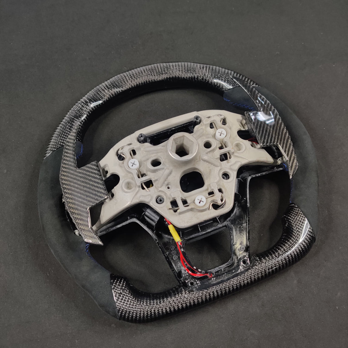 2024-2026+ Ford Mustang S650 Carbon Fiber LED Steering Wheel - AutoLEDTech.com