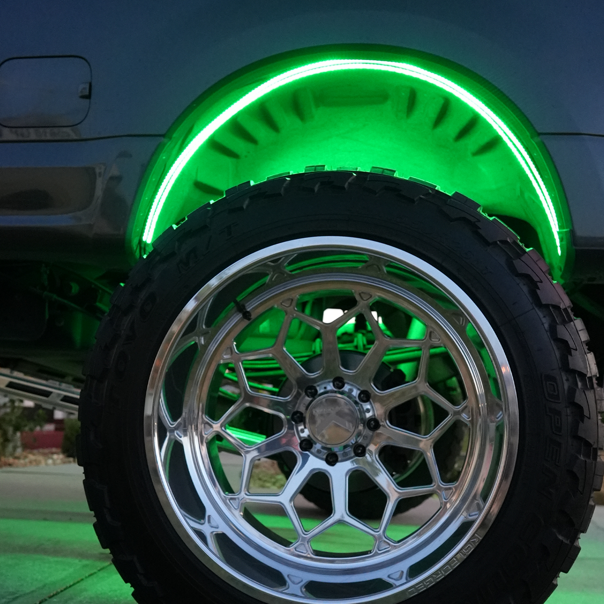White or RGBW LED Fender Well Arch Lights Kit