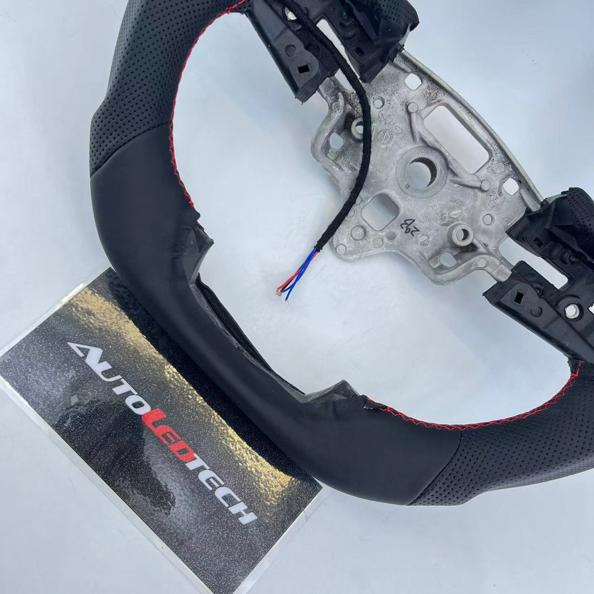 2020-2026 GMC Sierra 1500 & HD Leather Heated Steering Wheel - IN STOCK