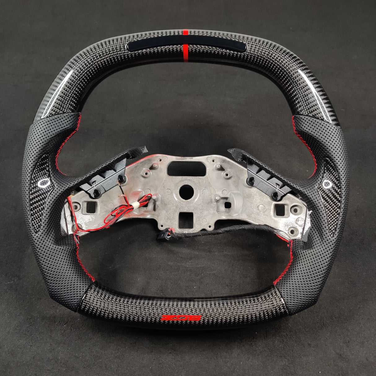 2020-2026+ Chevrolet C8 Corvette Custom Carbon Fiber Steering Wheel - AutoLEDTech.com