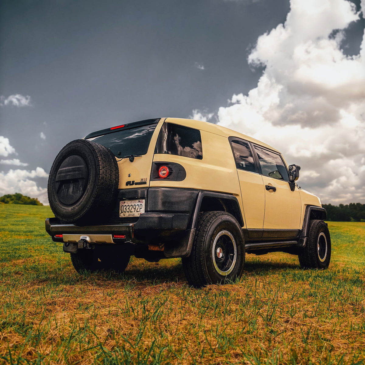 2007-2014 Toyota FJ Cruiser LED Flush Mount Tail Lights - AutoLEDTech.com
